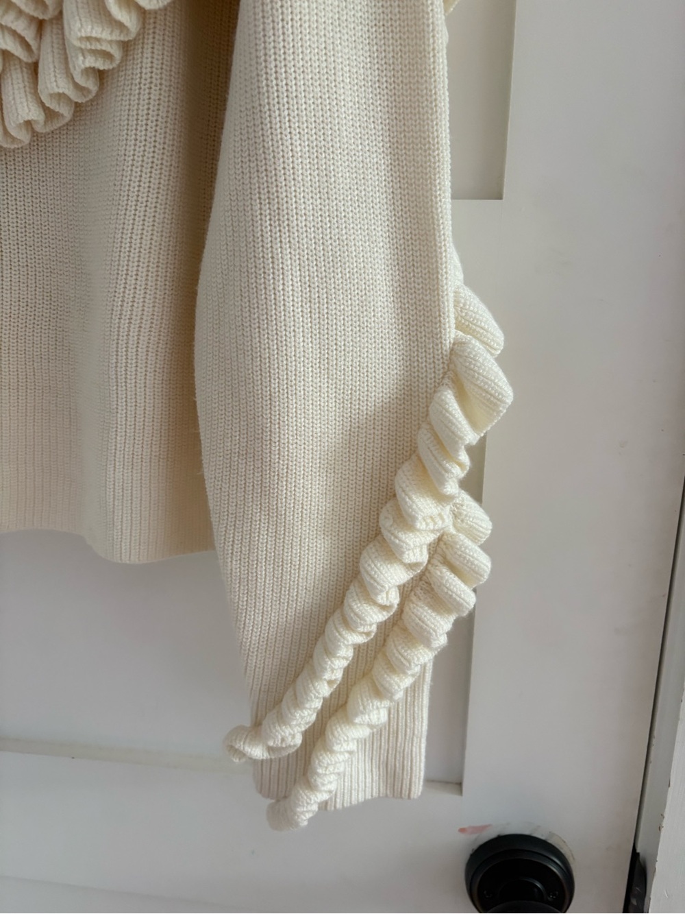 FRAME Ruffle Yoke Ribbed Sweater Off White size M - Picture 8 of 14